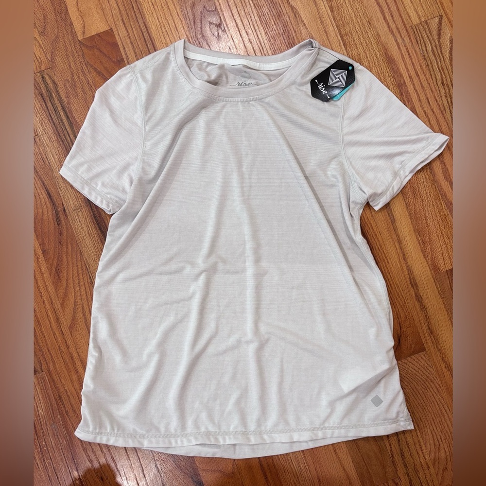 Rise by Lularoe Light Gray Active Tee - Women's Short Sleeve Athletic Shirt M